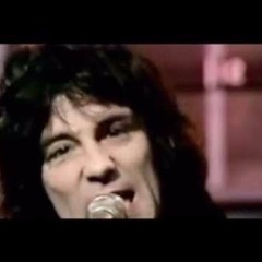 Hammer Song Livefeb2019 w/theoHowarth