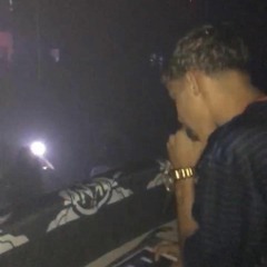 'MTG - PITBULZADO LORATCHOO { DJ KN DE VILA VELHA } SÓ AS NEURÓTICA 2039