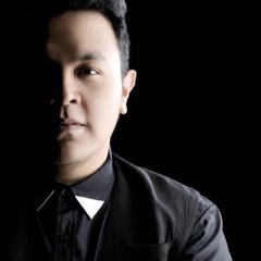 Tulus - Perahu Kertas (Feat. Erwin Gutawa)