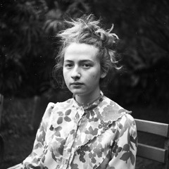 iris aphylla (üveys ülker)