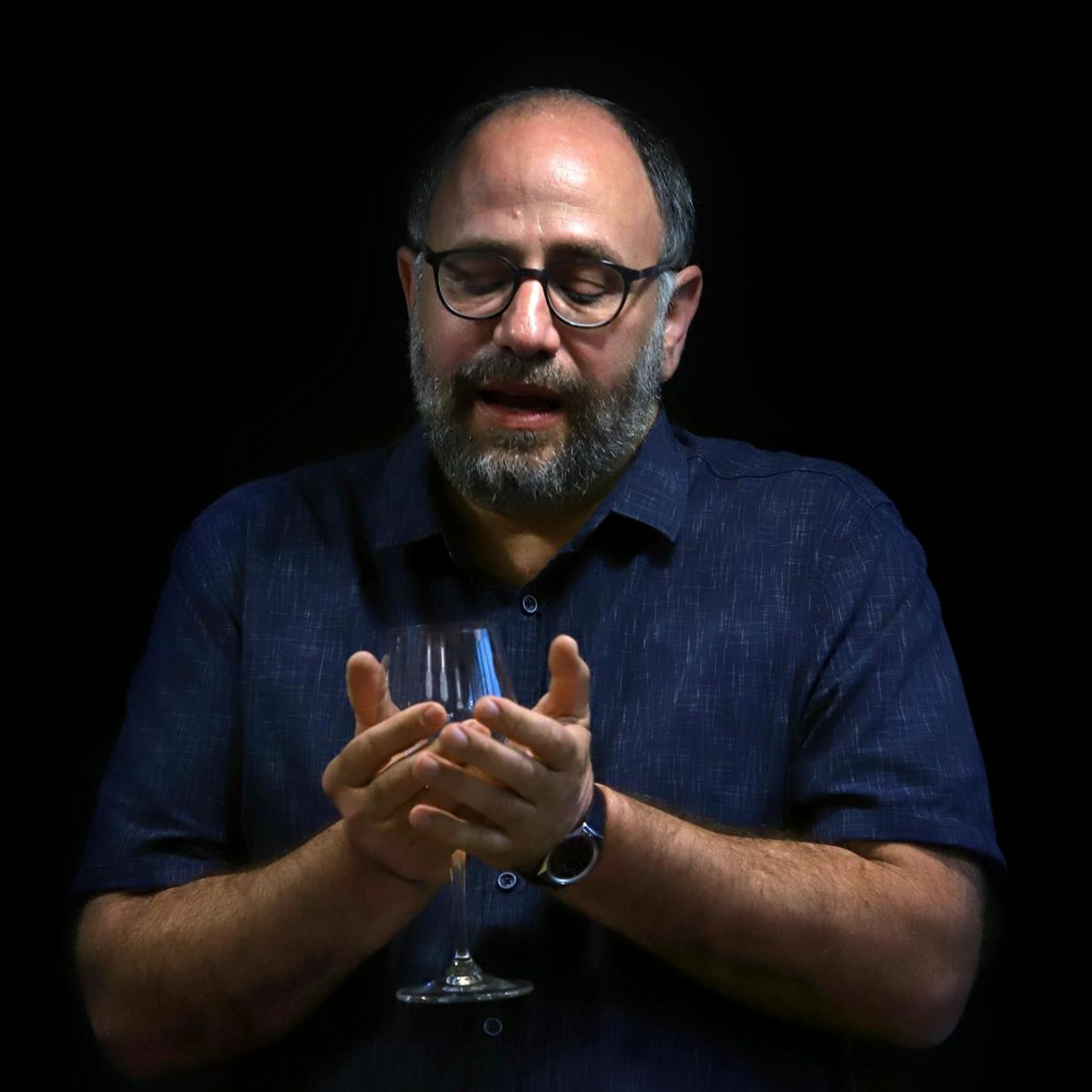 פרק 37 - יעקב אוריה - על מקומו של היינן