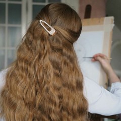 والشعر الغجري المجنون يسافر في كل الدنيا