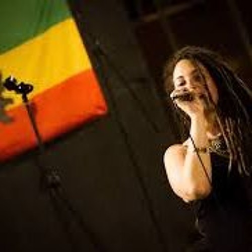 Sista Lore meets Mighty Prophet GIVE THANKS AND PRAISES SAMPLE (Unreleased)