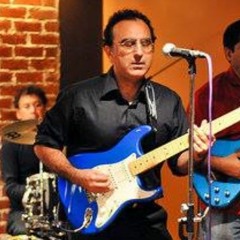 AWAIS NIAZI FEAT ROCKLITE BAND ALLAH HOO SONG FOR PAF (192  Kbps)