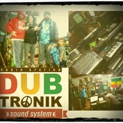 EAST WEST - CRAZY DUBWISE . EXTENDED MIX