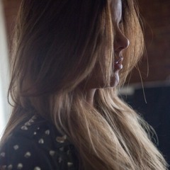 TURN THE WIND - Carolina Caranna