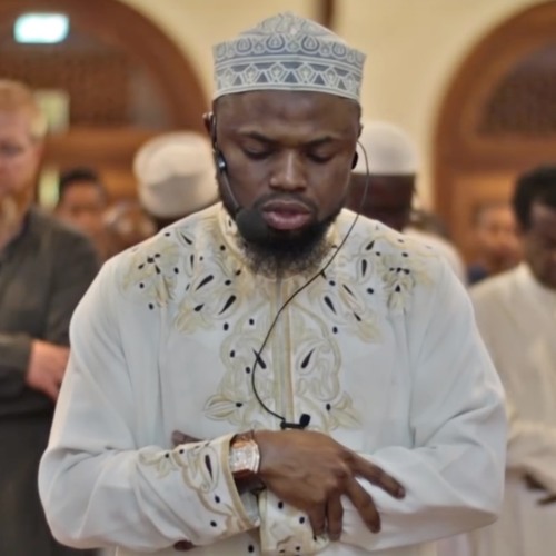 صلاة الفجر في كينيا | سورة القصص برواية خلف عن حمزة | عكاشة كميني |