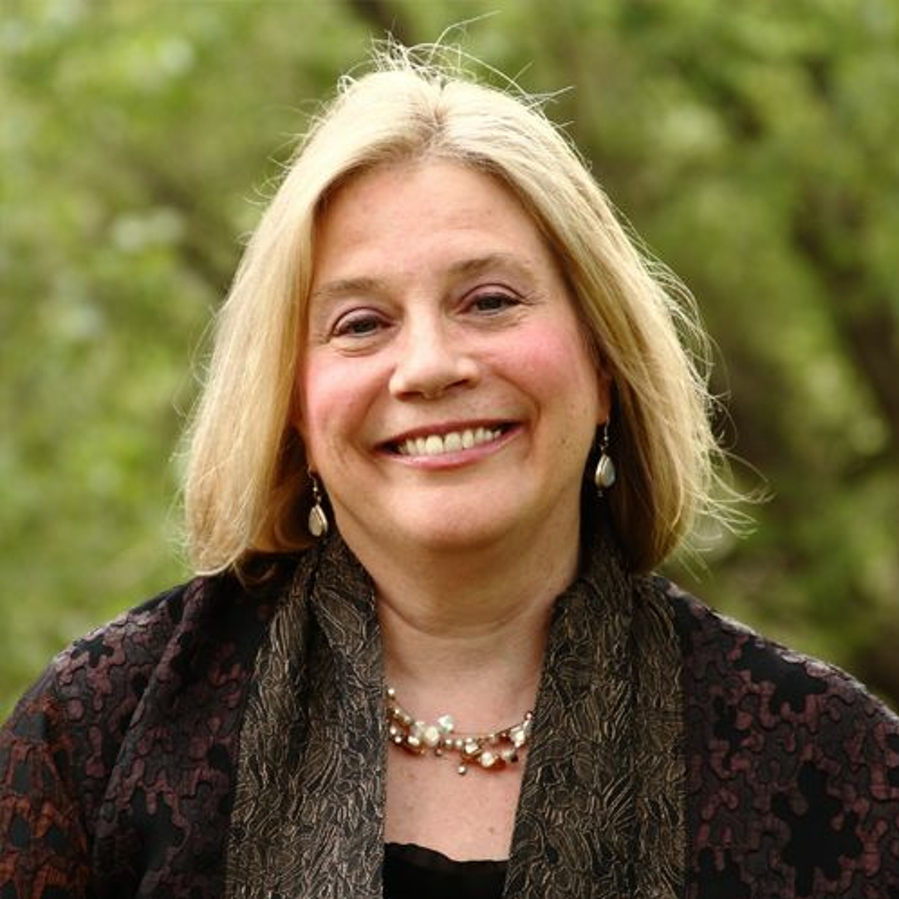 Francesca Maximé: WiseGirl