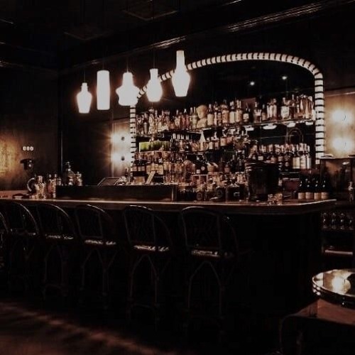 taehyung singularity but you're in an empty bar and talking to bartender min yoongi