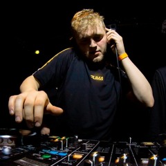 Original Nuttah (LOOZ Bootleg)(clip)