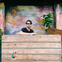 Faces Airwaves #004 | MOREON