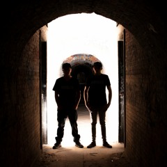 Chasing Police (Radio Edit)(FREE DOWNLOAD)