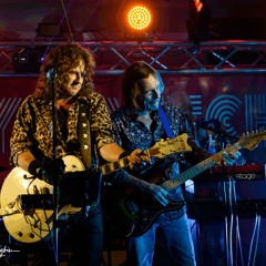 Dicky Switch - Heat Is On (Cover)