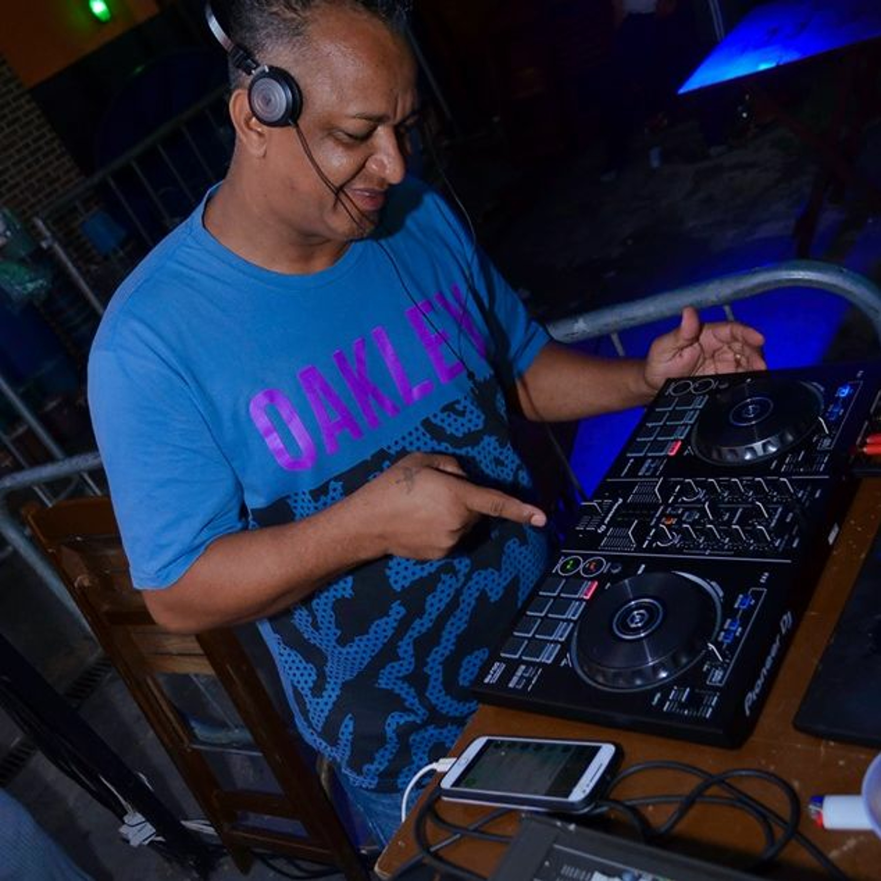 DOCA DJ quase tudo sobre música RJ  ✪