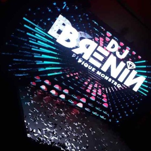 MC 2G DO SF MC FP DA RV - SUA AMIGA QUE VC CONFIAVA (DJ BRENIN)