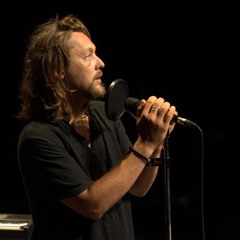 Passeur de mots // IL MEURT LENTEMENT (Pablo Neruda)