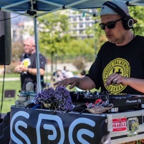 Darius Kramer @ House Salad Gruvmnt (Oakland, California)