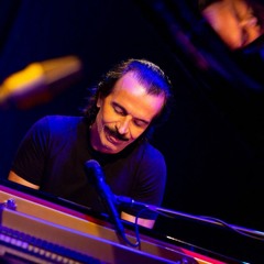 Yanni - Piano