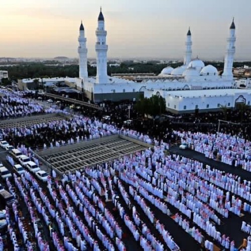 تلاوة رائعة لسورة الرحمن للشيخ د.أحمد الحذيفي من مسجد قباء صلاة العيد ١-١٠-١٤٤٠هـ