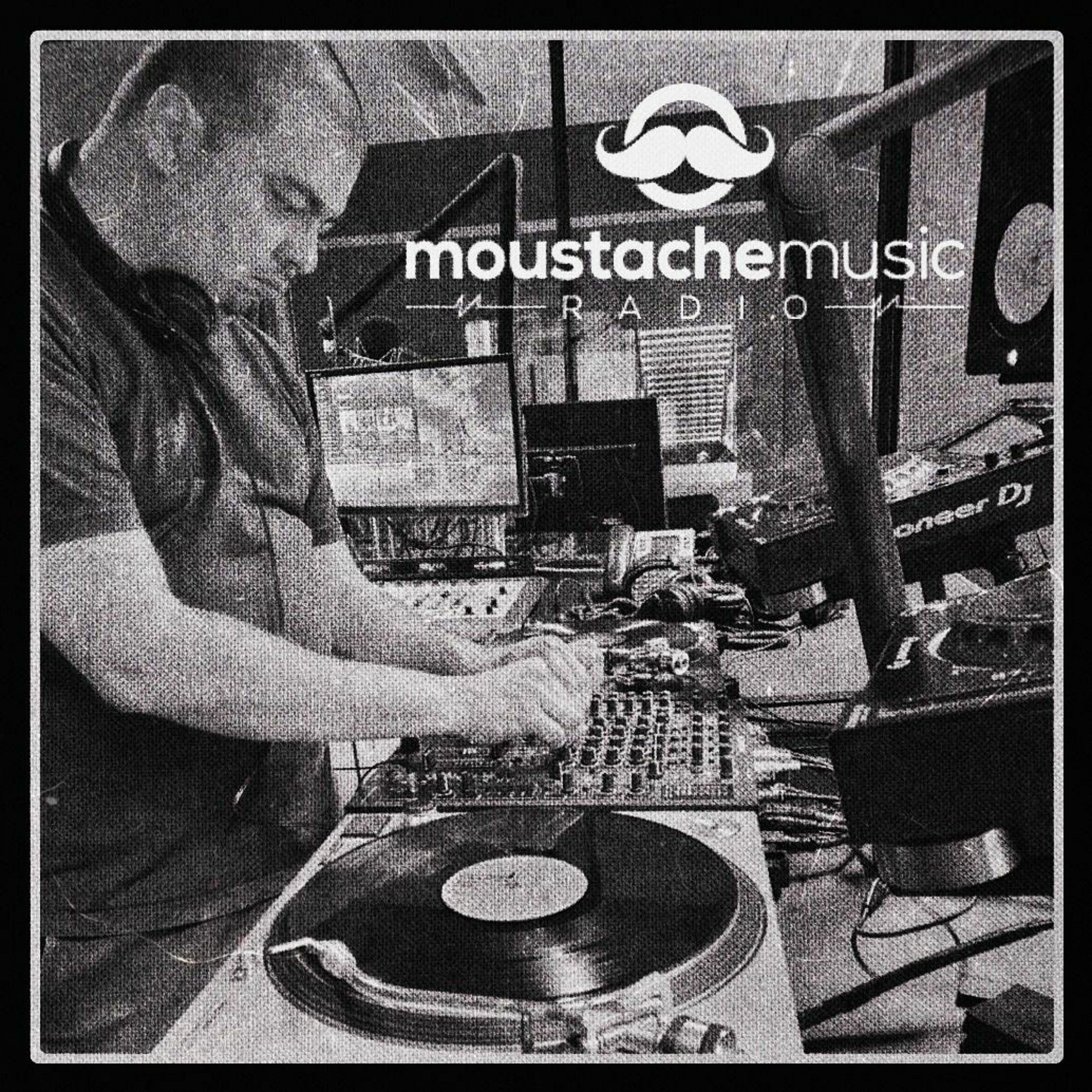 MoustacheMusic