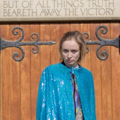 This Is How I Comb My Hair