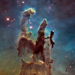 Scaling the Pillars of Creation ｜創造の柱を登る