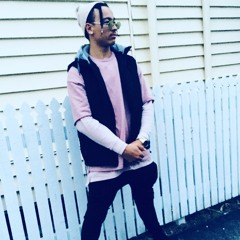 Old bars , im actually 20 ,#HappyMay1$T#storytelling#lyfe via the Rapchat app