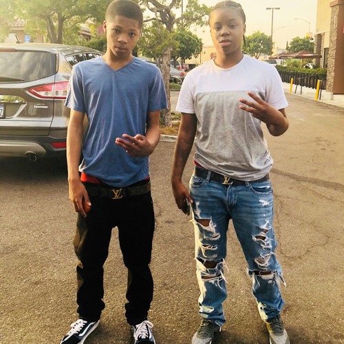 Lay And Lil Lameezy - She Not Yours