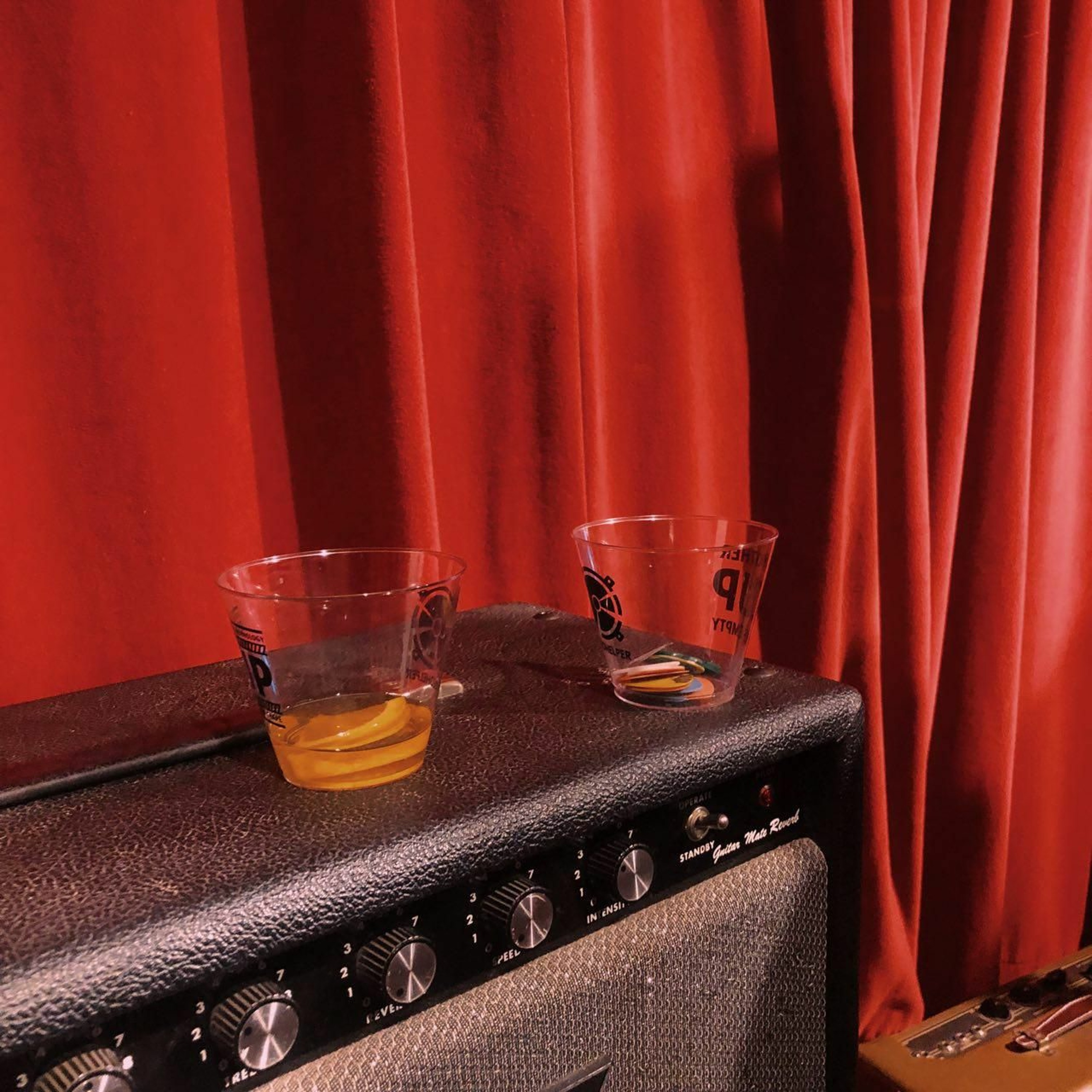 PlessTable: A cooking show not about cooking