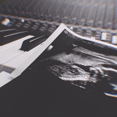 Moia Bri - hide n seek [cover]