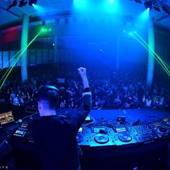 Jordan Suckley- Damaged Radio 105