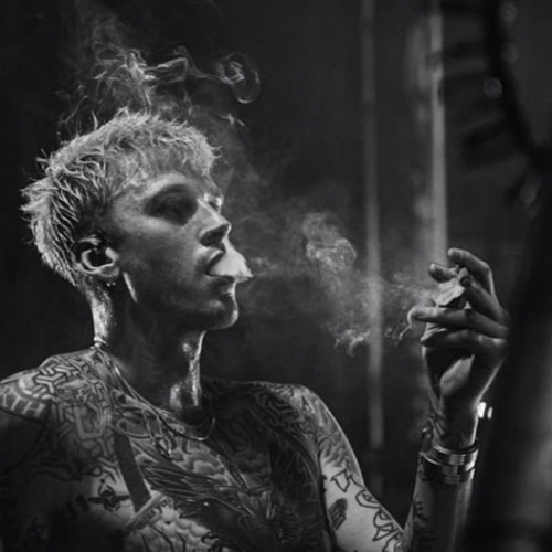 Stream El Diablo - Machine Gun Kelly : EinerBankz (Snippet) by niknik ...