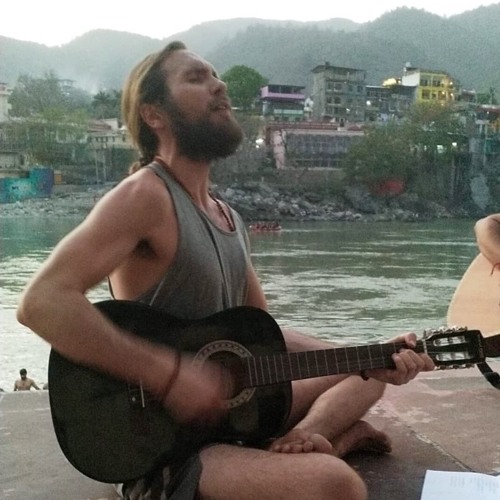 Om Asatoma Sadgamaya