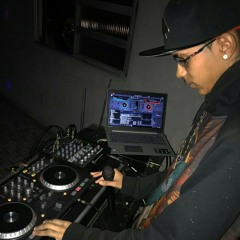 MEGA POP STAR VS FUNK = ( DJ'S LEO LG, NT DA SERRA, MENOR NPC )