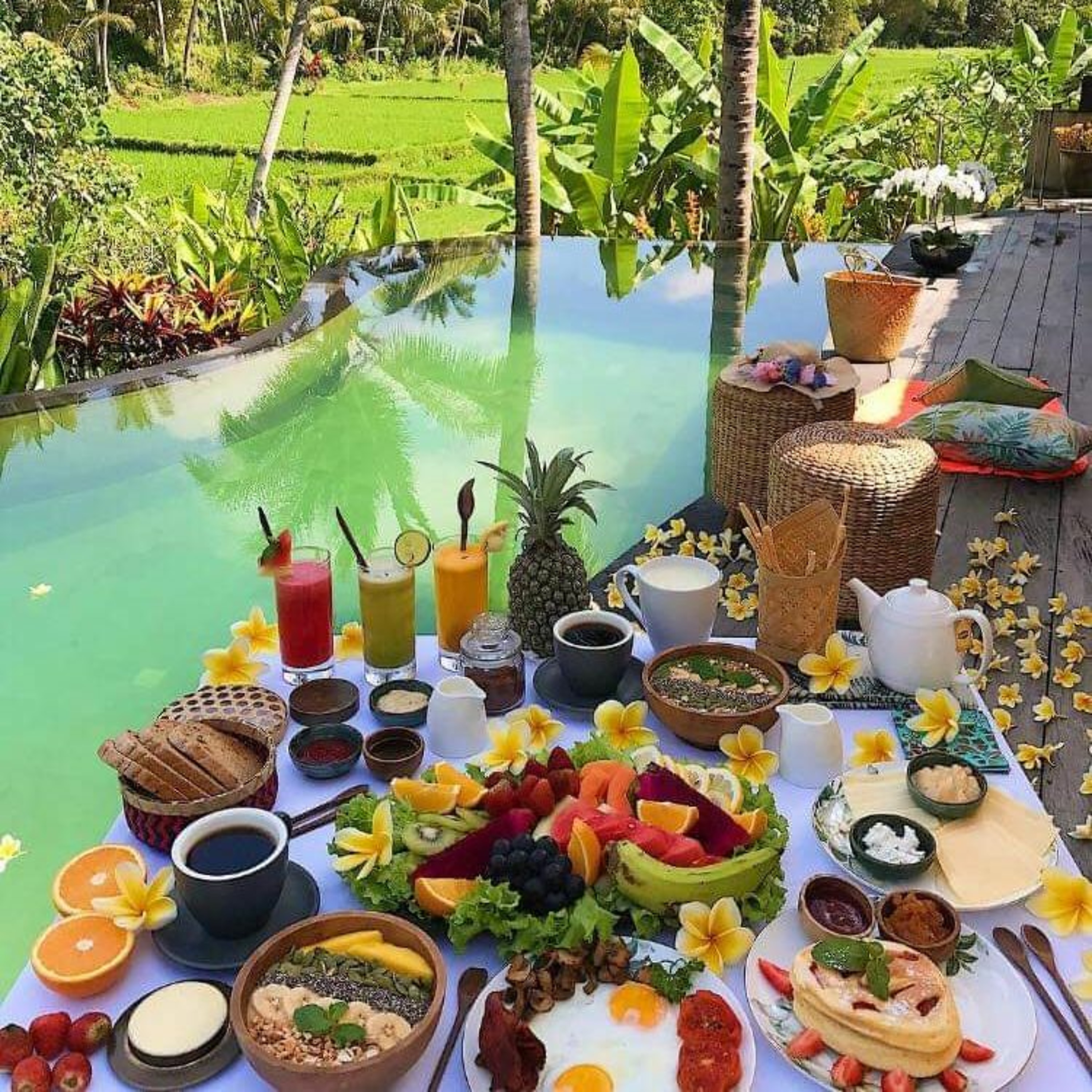 Travel Codes بودكاست