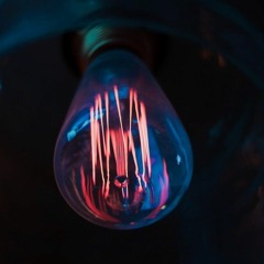 Voltaxx & Jennoschek - Tesla (Cut Mix)