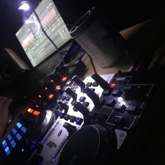 Tech-House Sesh' Martin NeverTired b2b timboe