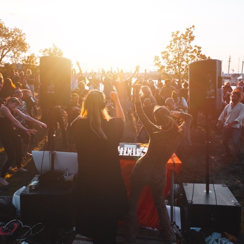 Mïnï b2b Josefin Ansund - Free Flow Open Air 2019