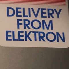 GRANNEN HÄLLER UPP BADVATTEN ALLDELES FÖR SENT