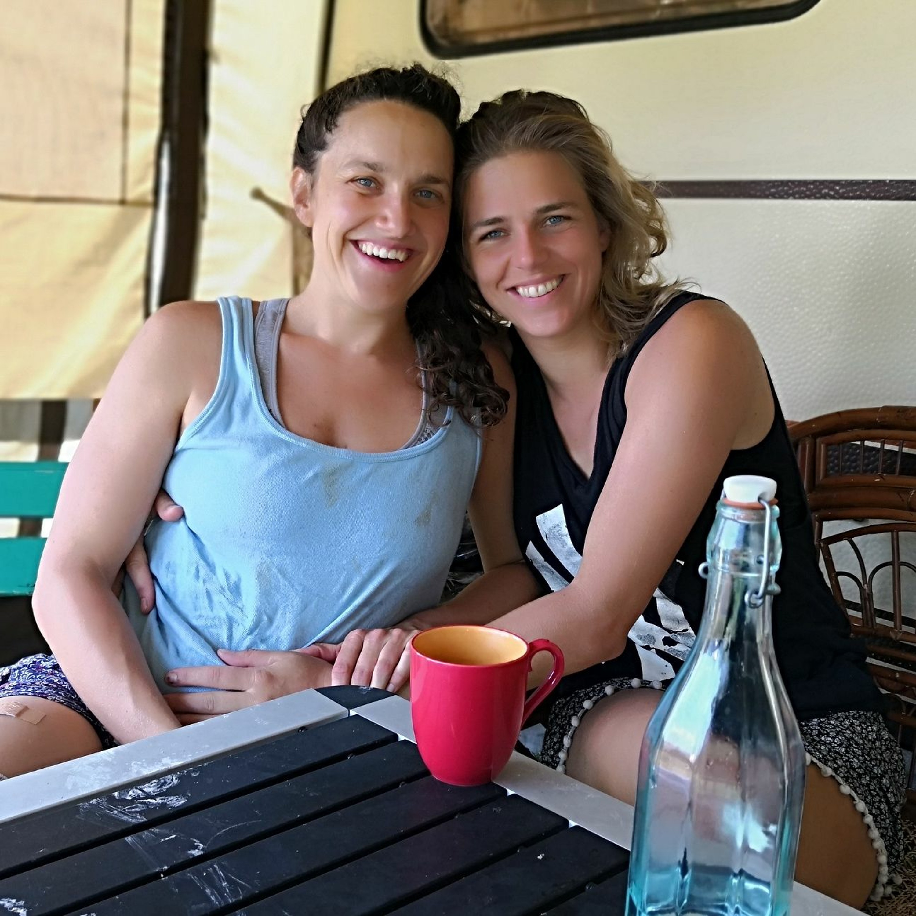 «Soror» oder auf Besuch bei den Schwestern des  «Cirque de Loin» episode artwork