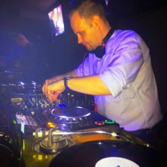 Ceelux - Let Me Take You On A Trip Back In Time - Tour Den Belgique Rond!