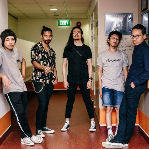 Stream Hujan Pagi Yang Gelap Demo By Ikhwan Azman Listen Online For Free On Soundcloud