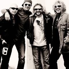 Avenida Revolución -by- Chickenfoot (Live)