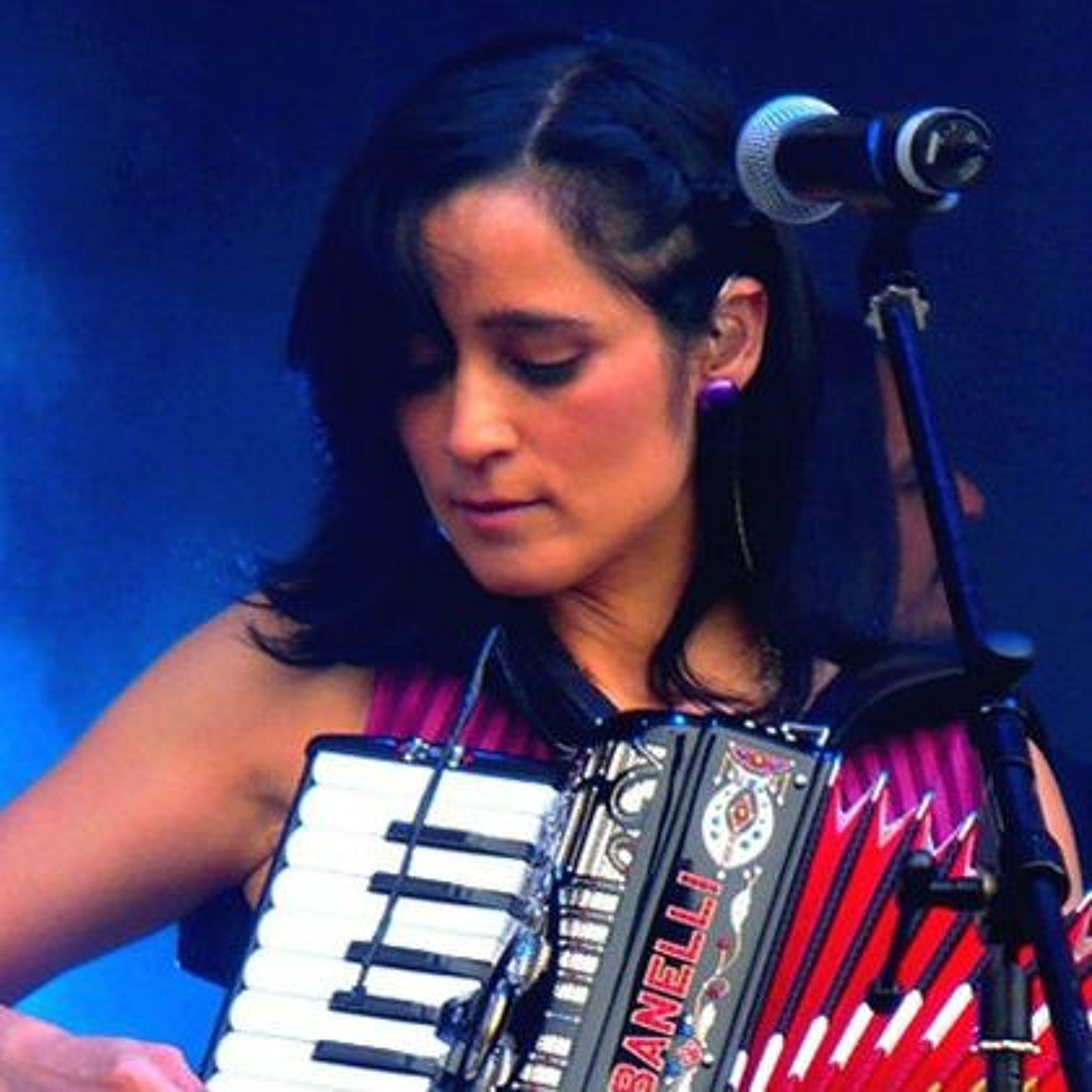 Julieta Venegas (Love Is Love)