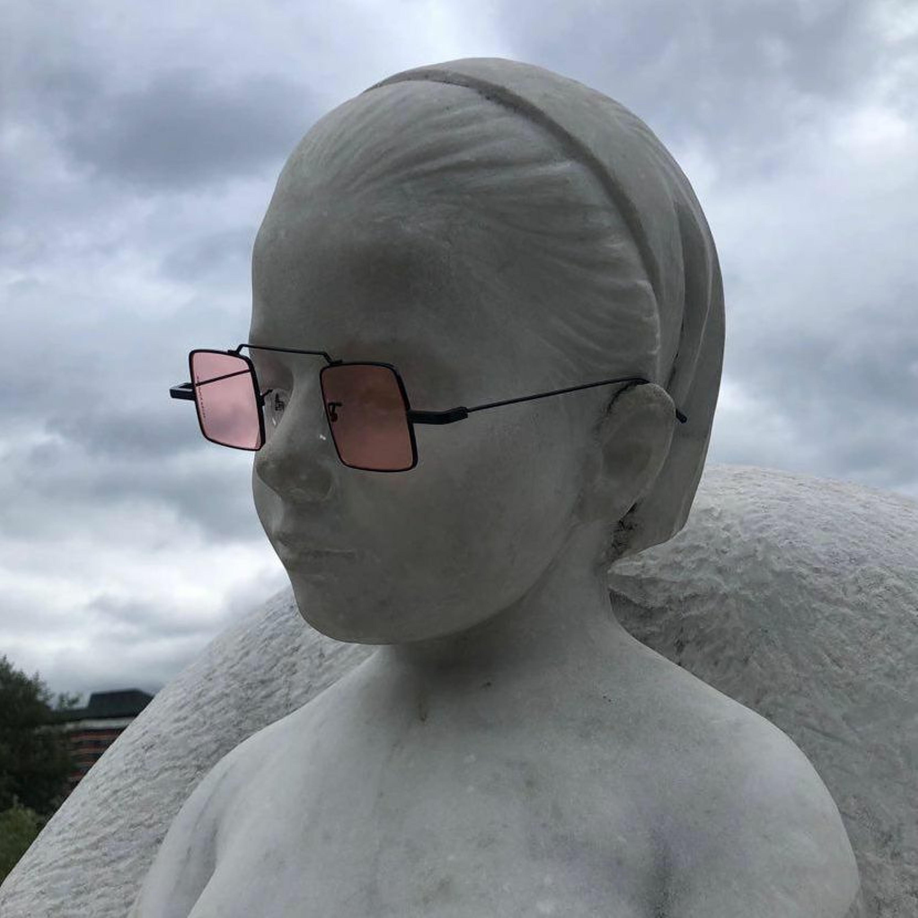 PlessTable: A cooking show not about cooking