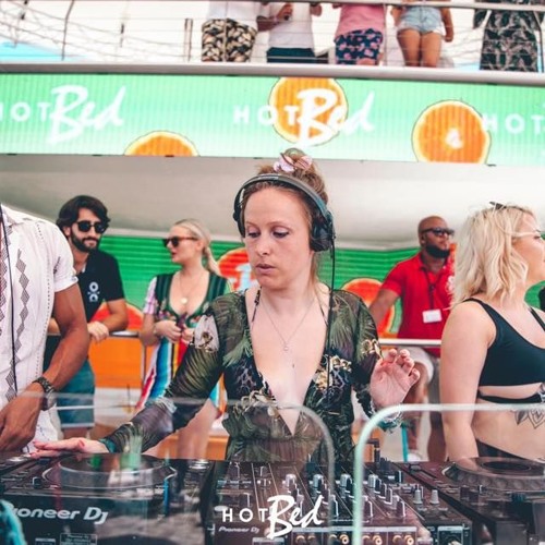 Molly Mouse Live for HotBed at O Beach Ibiza with Josh Arise & JWalks (03.07.19)