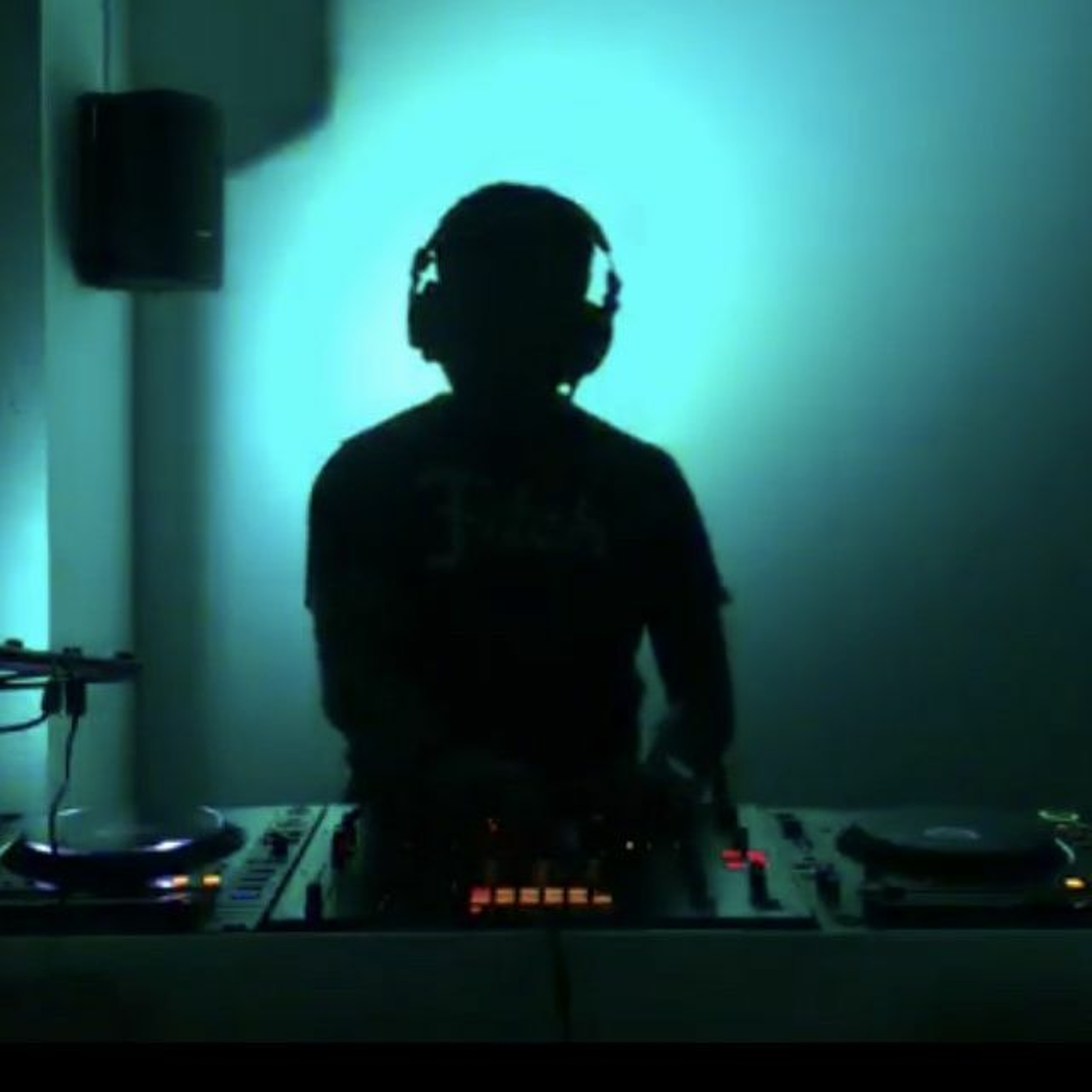 TrackNoLogy