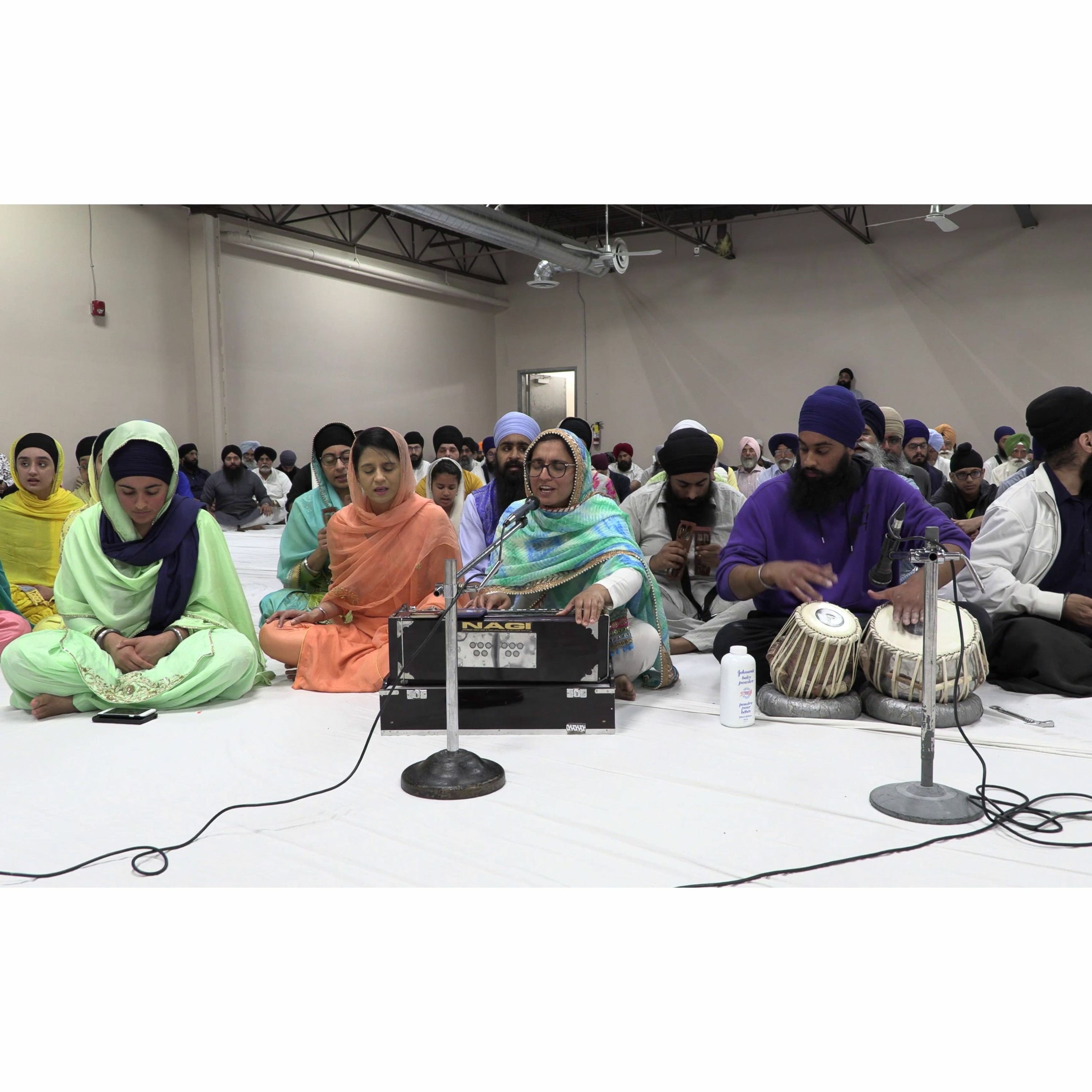 Bibi Simran Kaur - Kaaraj Thaeraa Hovai Pooraa Har Har Har Gun Gaae Man Maerae episode artwork