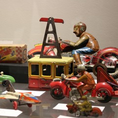 Entrevista al Director del Museo del Juguete Chileno Juan Antonio Santis