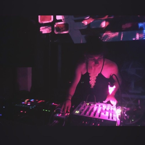 Live at Freerotation 2019